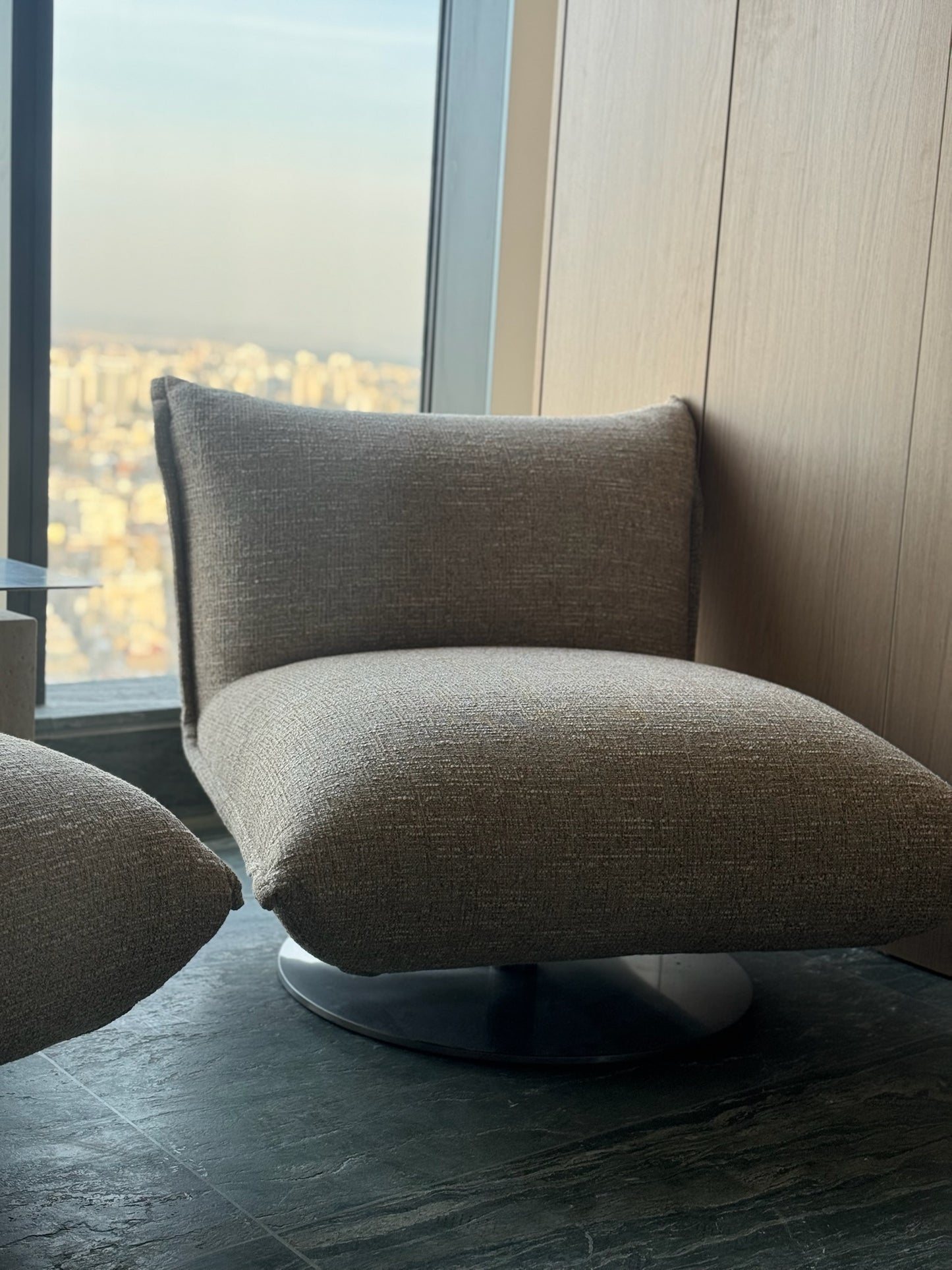 כורסא מסתובבת אוליבר