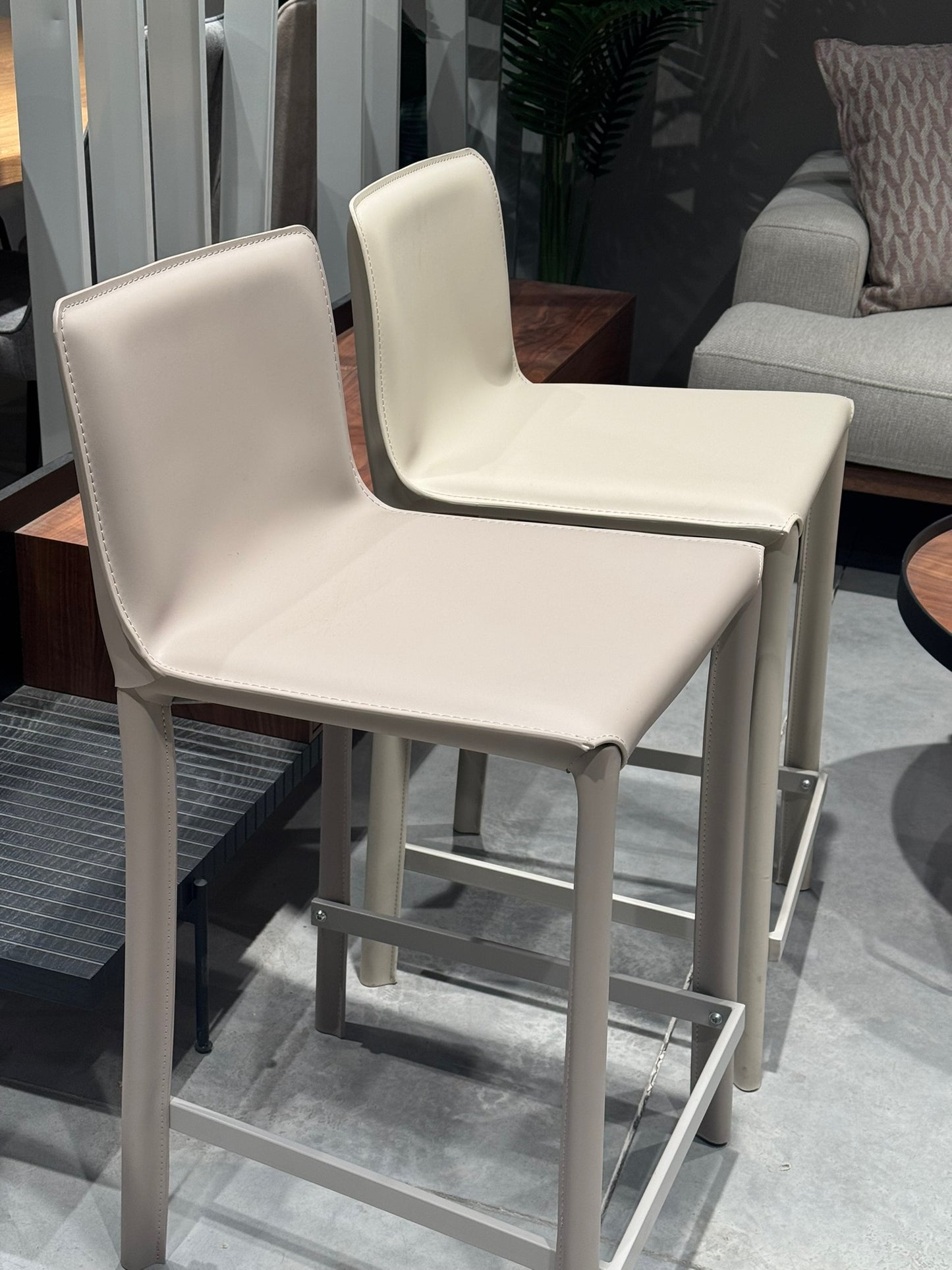 כסא בר מילאנו