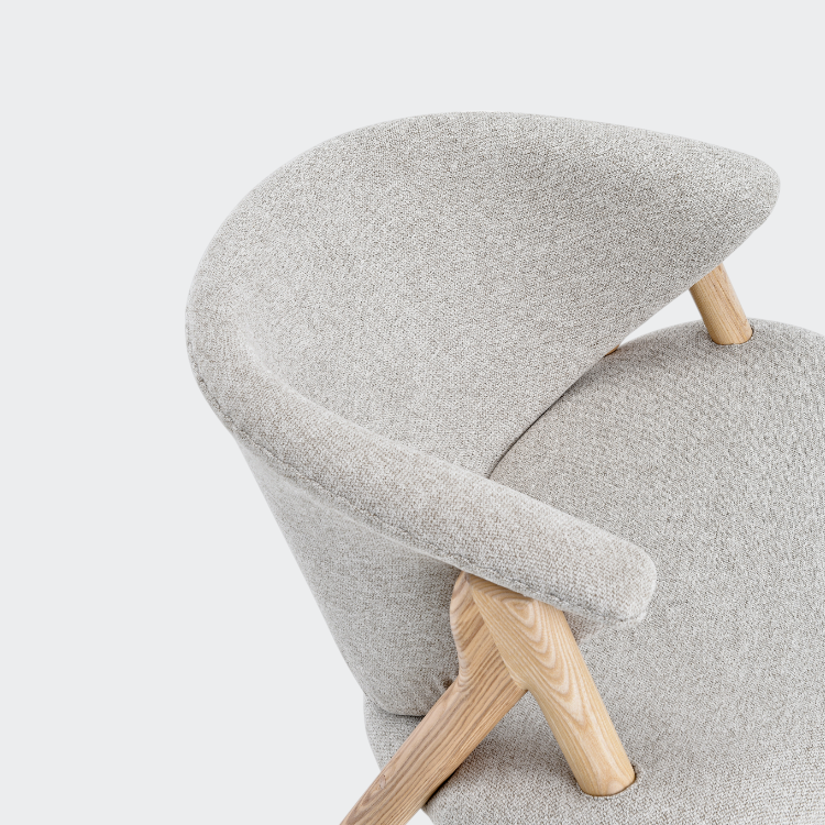 כורסא שאקירה