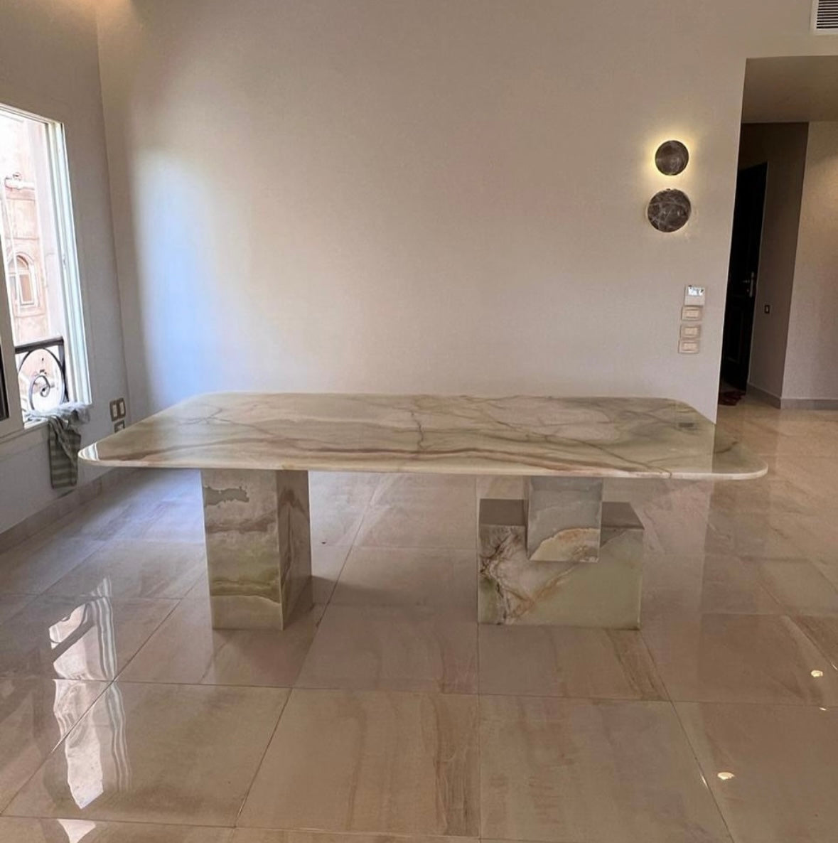 שולחן אוכל dimond