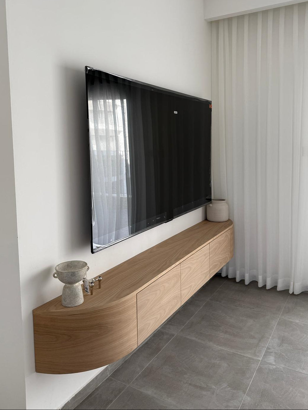 מזנון עץ קרוליין