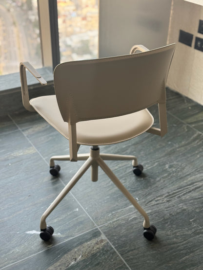 כסא משרד ברי