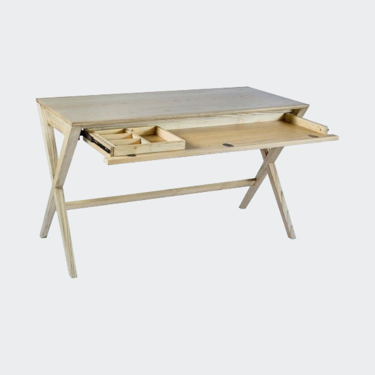 שולחן עבודה מגי