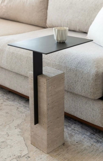 שולחן צד טומי