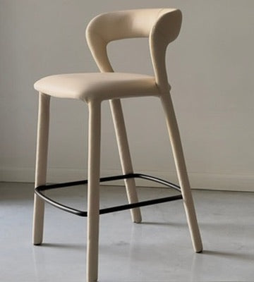 כסא בר טיטי