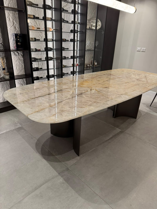 שולחן אוכל ONYX