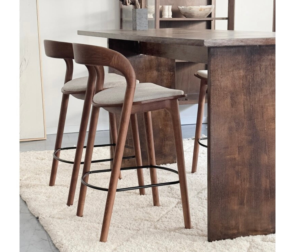 כסא בר עץ ג'ורדון