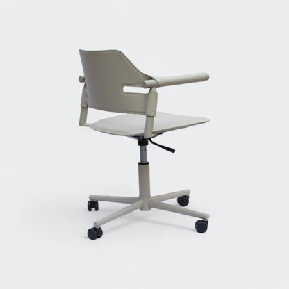 כסא משרד אמנדה