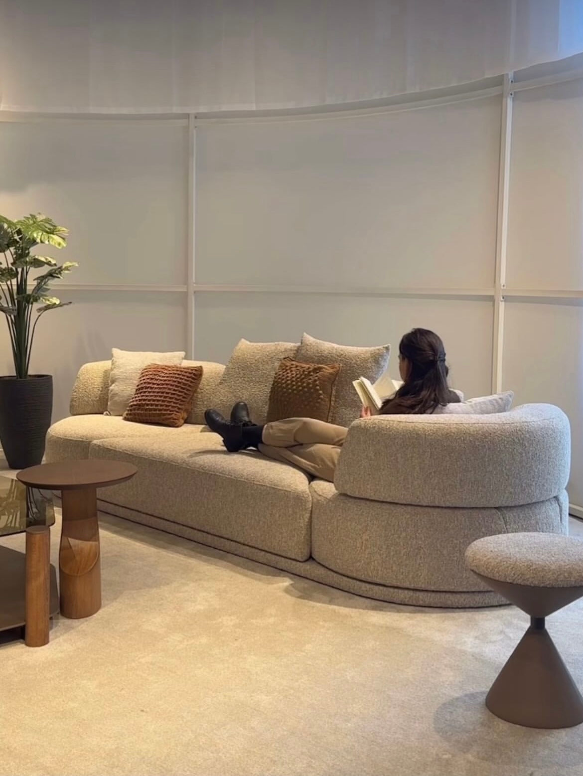 ספת כורסאות מסתובבות