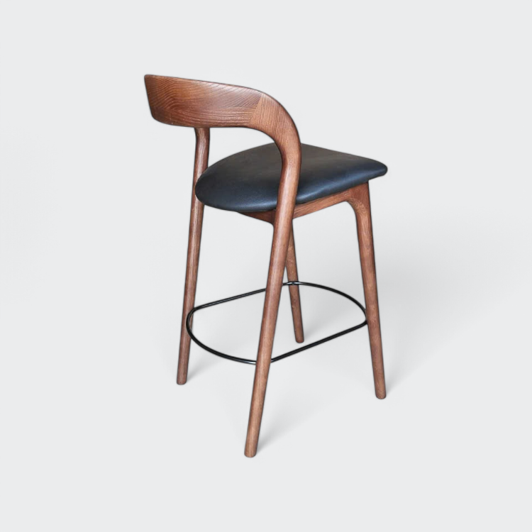 כסא בר עץ ג'ורדון