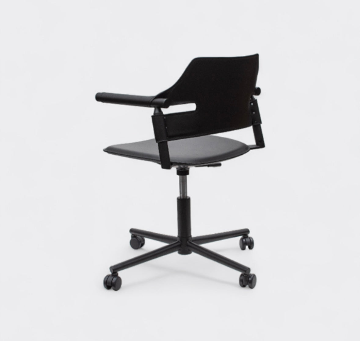 כסא משרד אמנדה